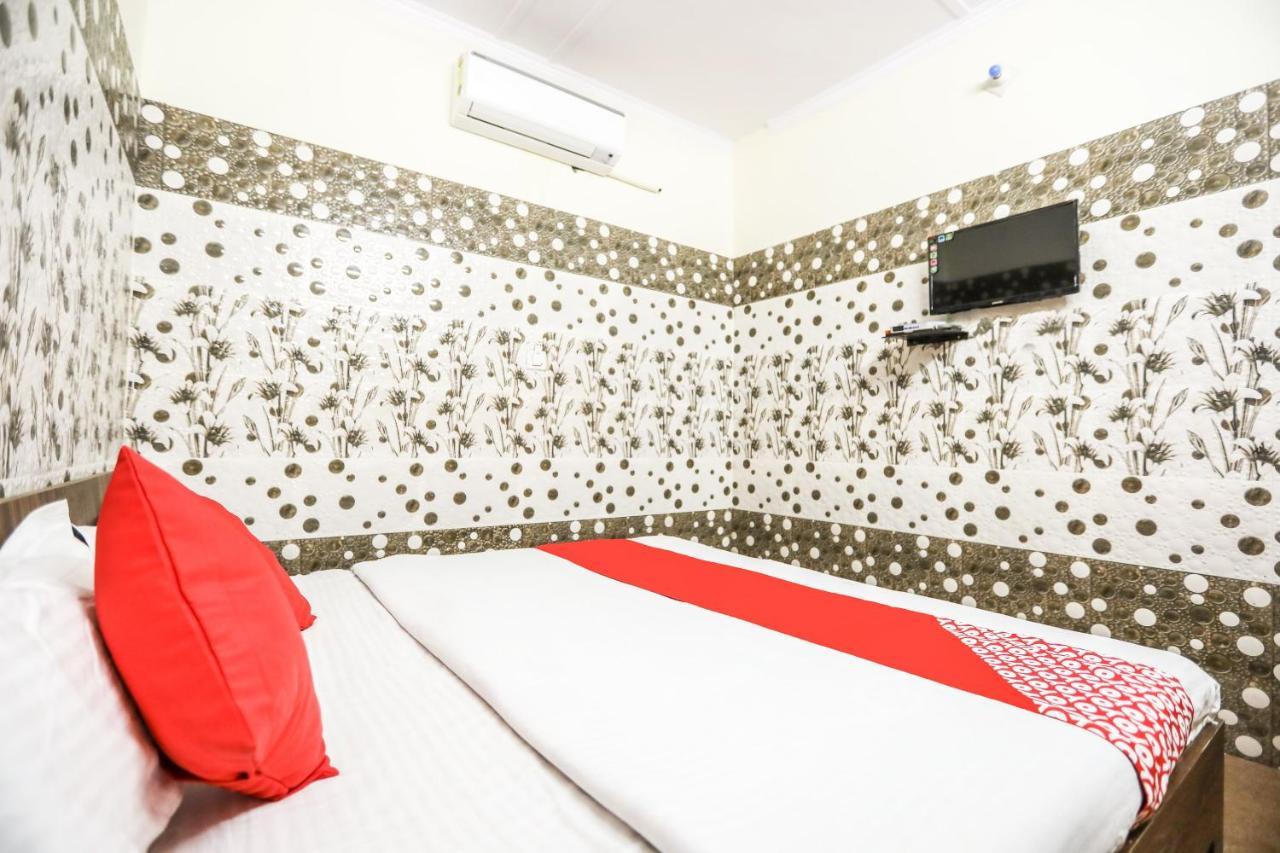 Oyo 71693 Starlight Hotel Ganganagar Екстер'єр фото