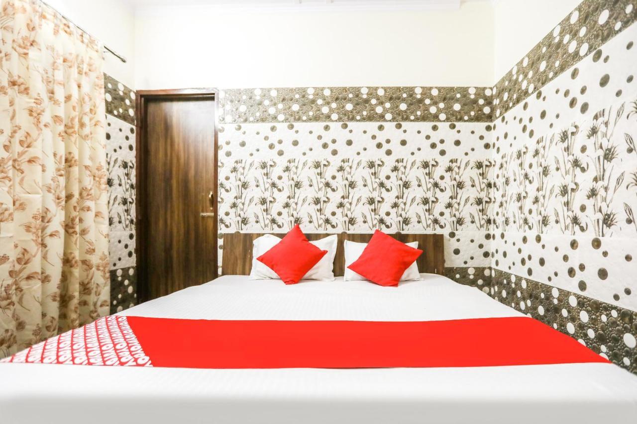 Oyo 71693 Starlight Hotel Ganganagar Екстер'єр фото